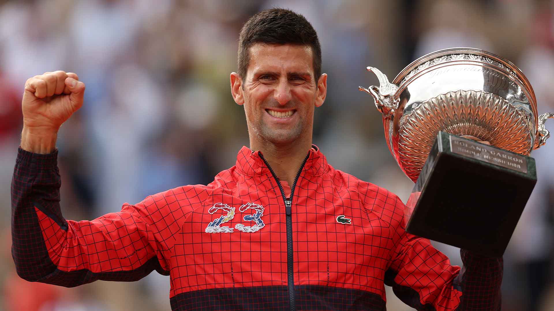 Novak Djokovic celebrando su Grand Slam No. 23.