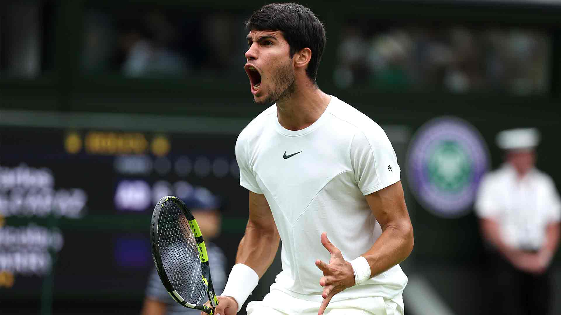 Carlos Alcaraz se enfrentó a Nicolás Jarry este sábado en tercera ronda de Wimbledon.