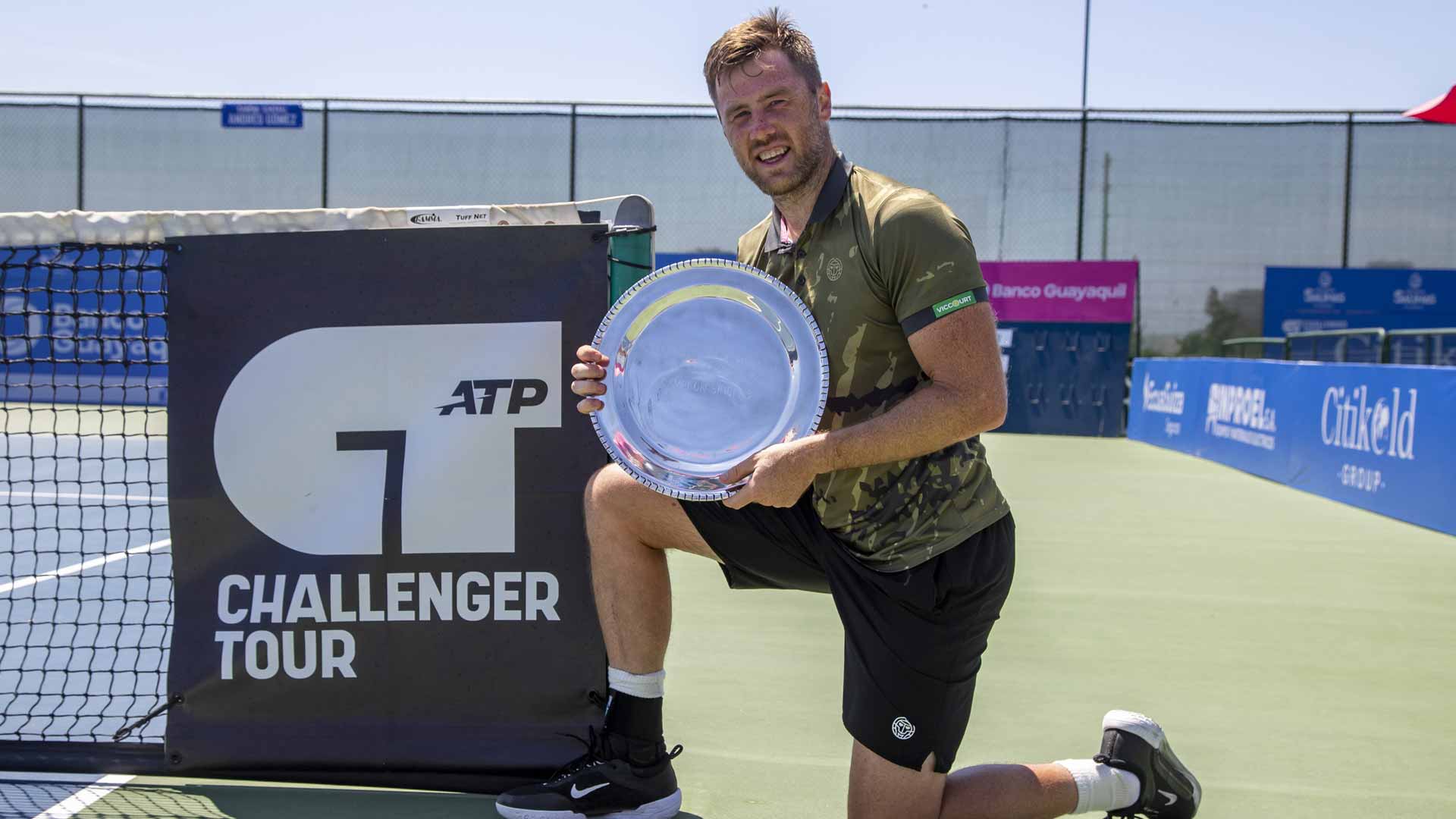 <a href='https://wwwx.atptour.com/en/players/illya-marchenko/me89/overview'>Illya Marchenko</a> wins the ATP Challenger Tour 75 event in Salinas, Ecuador.