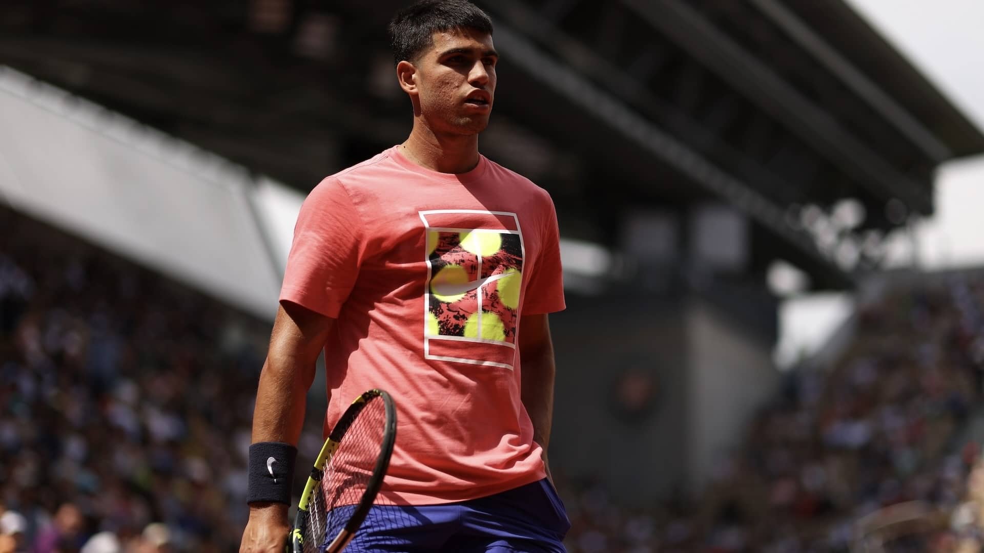 Carlos Alcaraz, durante un entrenamiento en Roland Garros