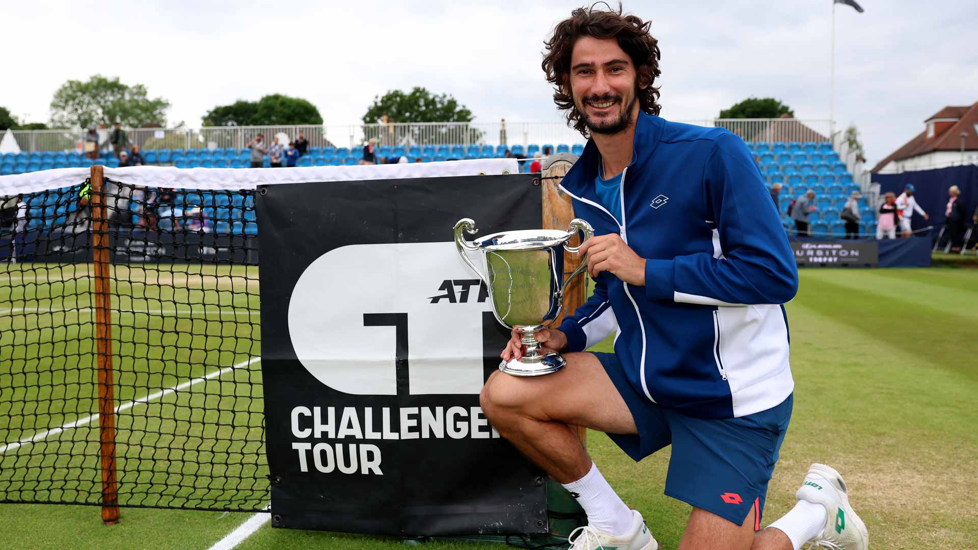 <a href='https://wwwx.atptour.com/en/players/lloyd-harris/hg86/overview'>Lloyd Harris</a> wins his first grass-court title and sixth ATP Challenger Tour crown in Surbiton.