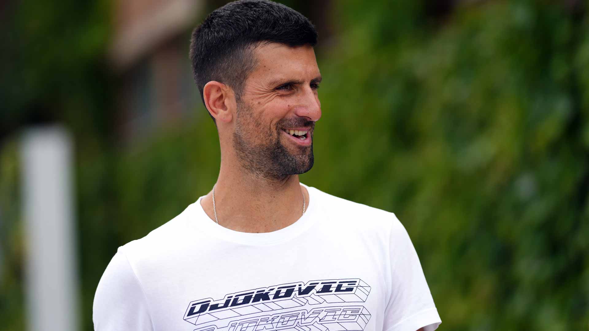 <a href='https://wwwx.atptour.com/es/players/novak-djokovic/d643/overview'>Novak Djokovic</a>