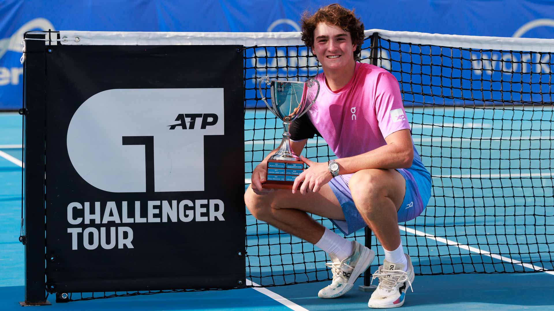 Joao Fonseca se proclama campeón del ATP Challenger Tour 125 de Canberra, Australia.